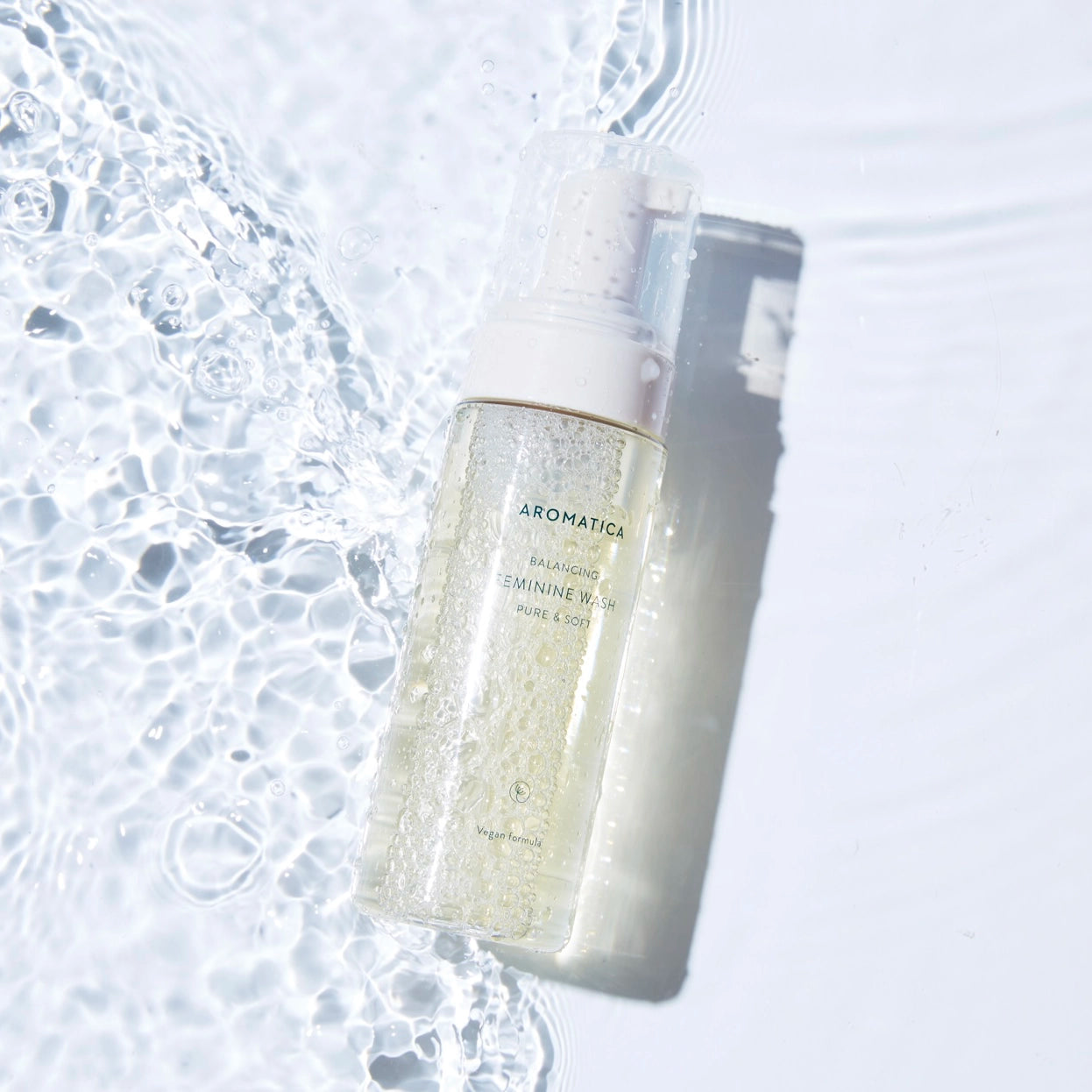 Maigs līdzsvarojošs gels intīmai higiēnai Aromatica Balancing Feminine Wash Pure & Soft