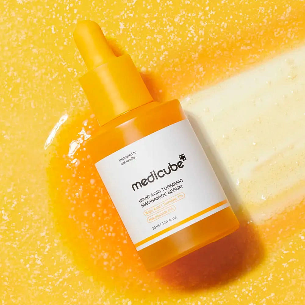 Izgaismojošs serums sejai Medicube Kojic Acid Turmeric Niacinamide Serum
