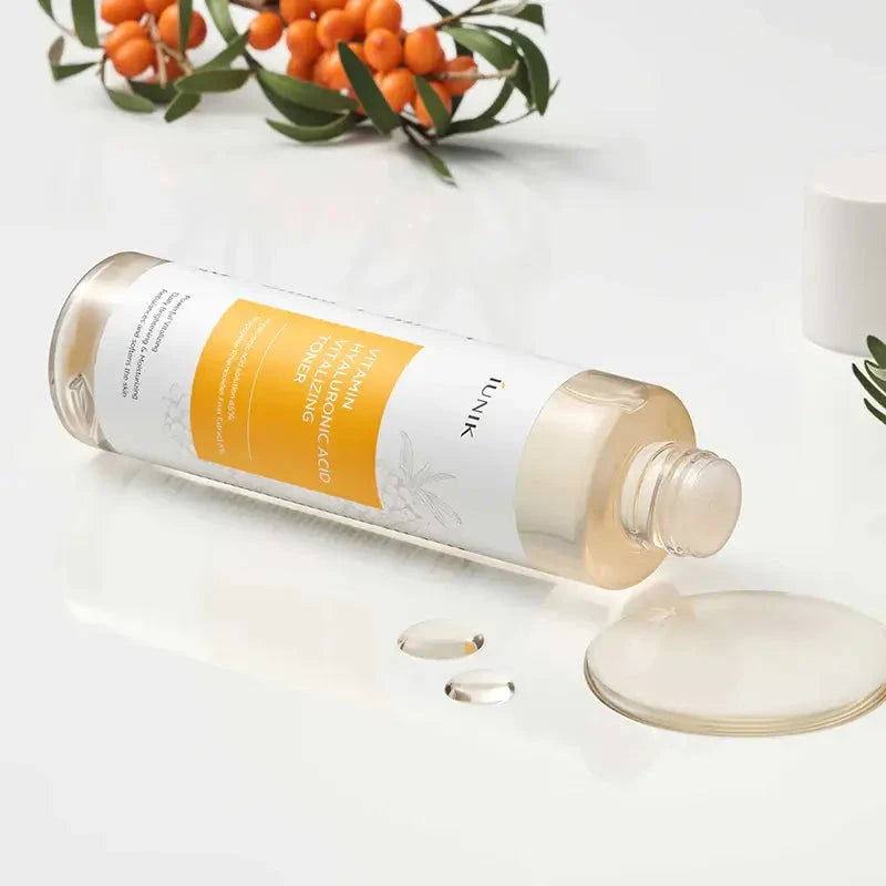 Vitamīniem bagāts toniks ar hialuronskābi iUnik Vitamin Hyaluronic Acid Toner