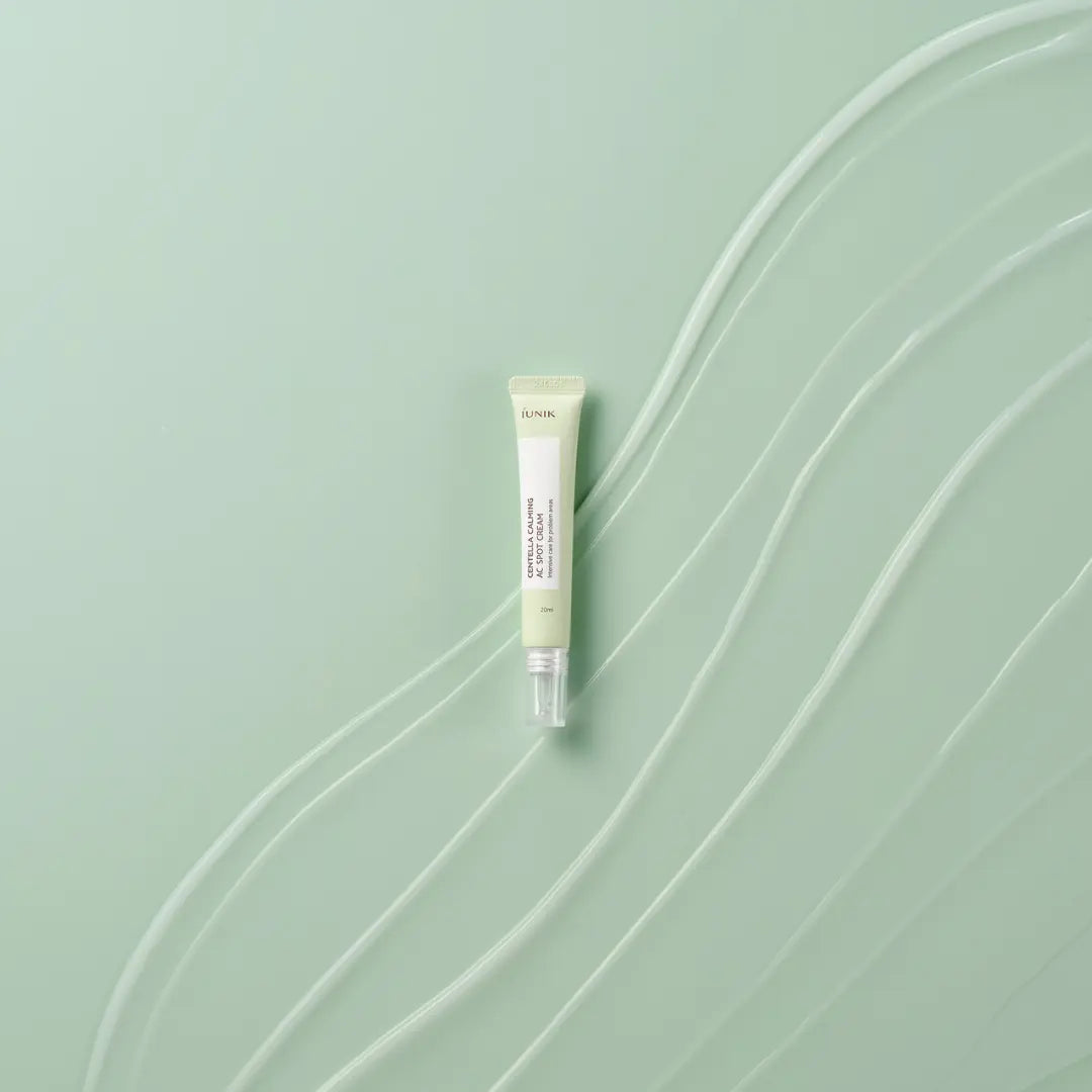 Punktveida uzklāšanai paredzēts krēms piņņu novēršanai iUNIK Centella Calming AC Spot Cream