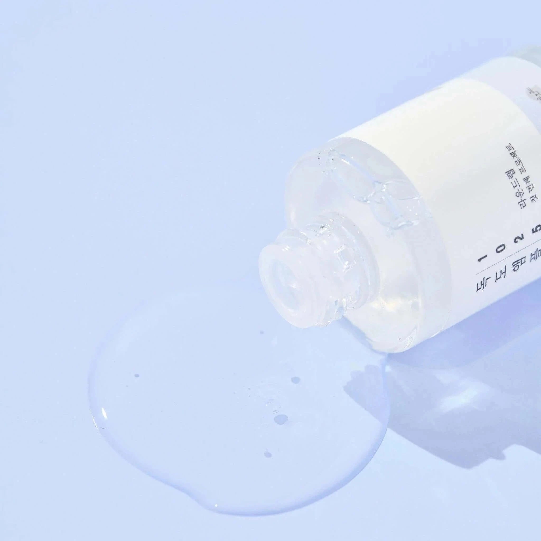 Mitrinoša ampula ar jūras ūdeni Round Lab 1025 Dokdo Ampoule