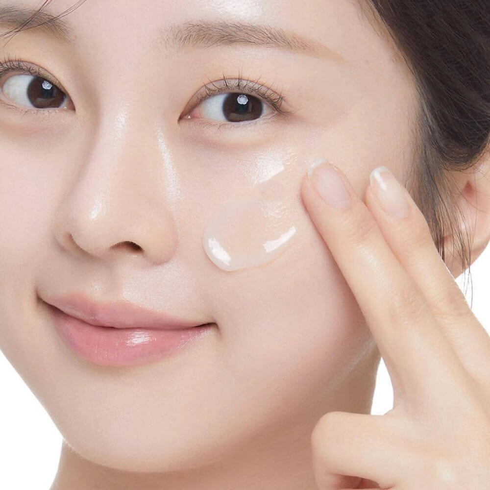 Matējošs gēlkrēms VT Cosmetics Garlic AC Reedle Shot Gel Cream